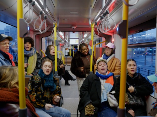 Artiest 2.00_03_00_08.Still014.jpg